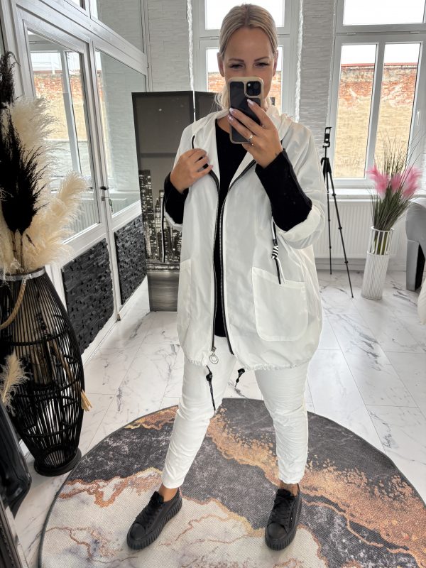 Windbreaker Lori Weiß one Size 38-42/44  #1036