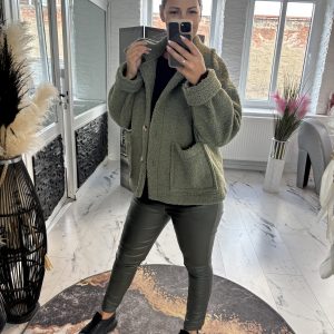 Bouclé Jacke in Khaki  one Size 38-44  #1070