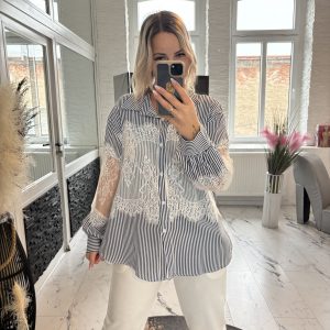 Spitzen Bluse Dolly Dunkelblau one Size 38-44 # 1076